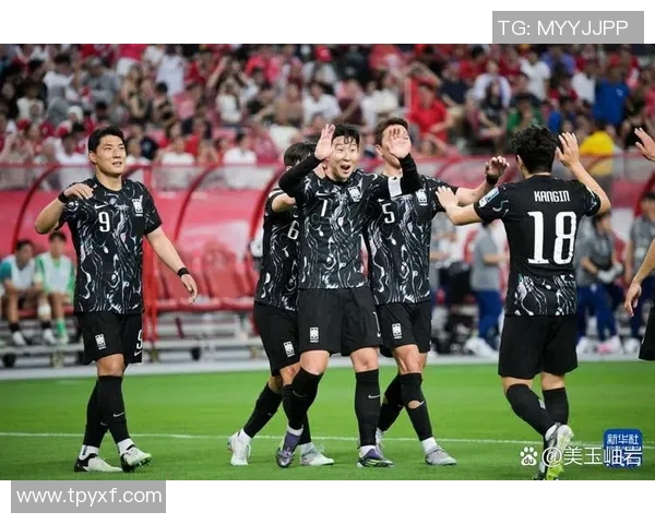 加克波引领新时代足球潮流展现年轻球员的无限潜力与激情