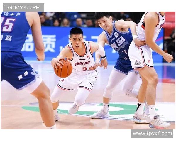 CBA精彩对决上海队与青岛队全场比赛录像回顾与精彩瞬间分析